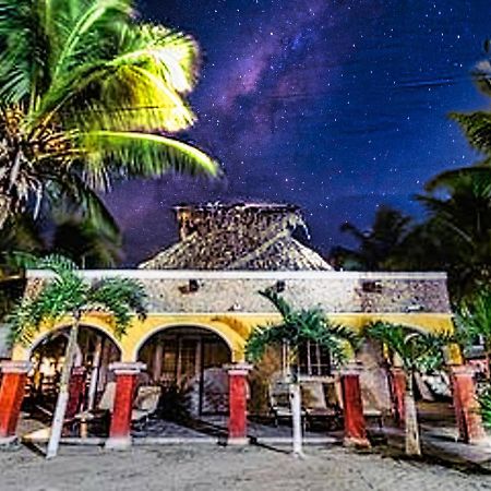Hacienda Antigua Villa, 50M From Sandy Beach El Cuyo Exteriér fotografie